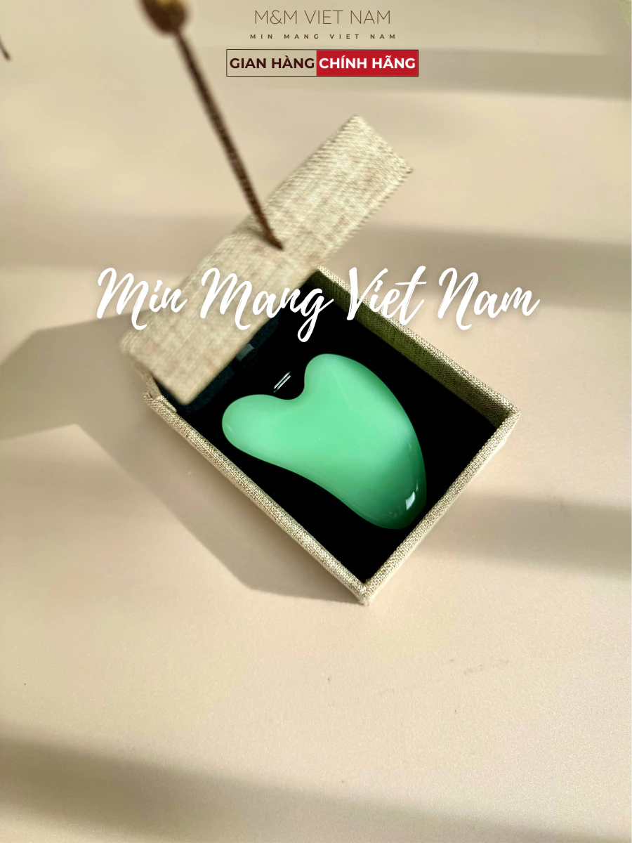 5 phút massage guasha mỗi tối: Nàng blogger giữ da căng bóng, không 1 nếp nhăn - Ảnh 7.