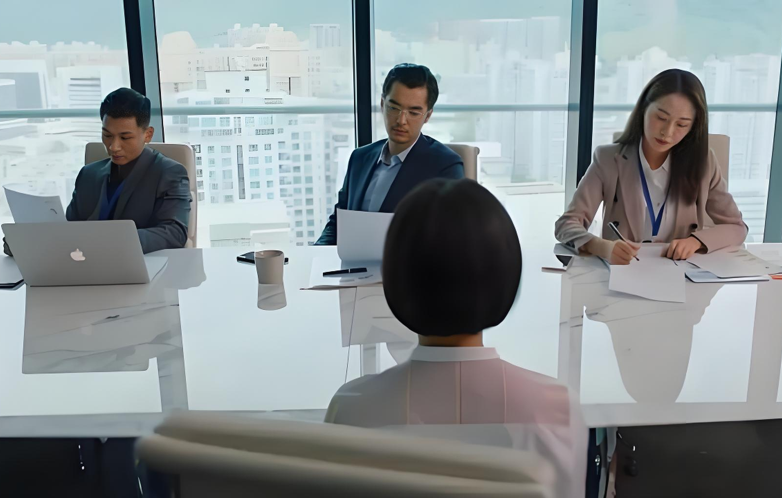 Nh&agrave; tuyển dụng: 