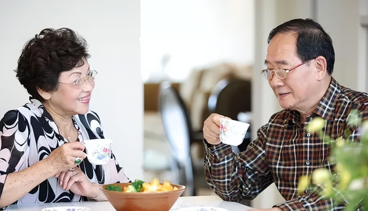 Lương hưu chỉ bằng một nửa bạn đời, thu&ecirc; nh&agrave; chia 70 - 30: Sau 3 th&aacute;ng sống chung, t&ocirc;i lặng lẽ rời đi - Ảnh 3.