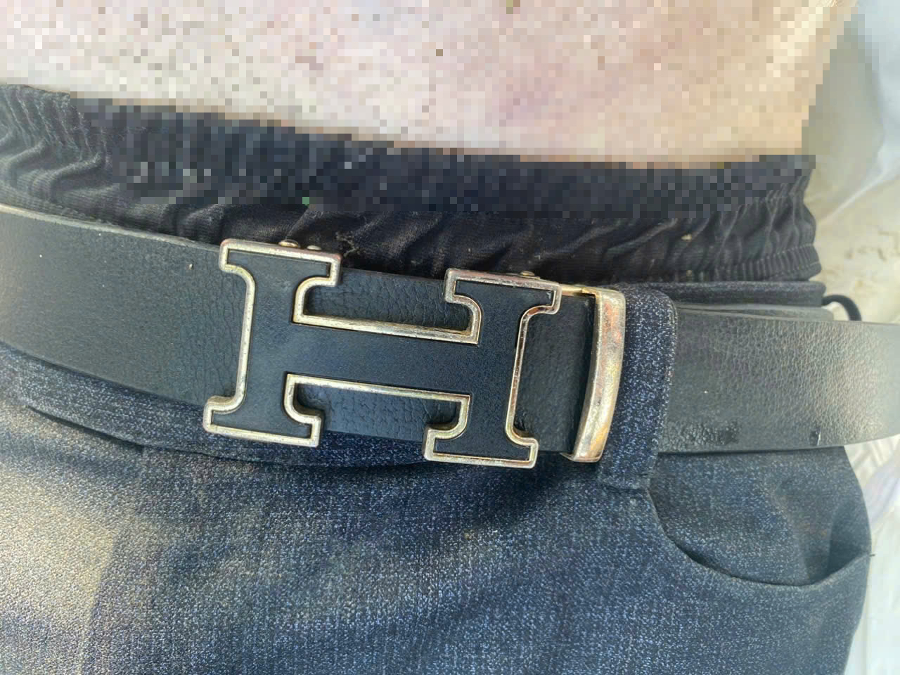 C&ocirc;ng an TPHCM t&igrave;m người th&acirc;n thi thể tr&ocirc;i s&ocirc;ng S&agrave;i G&ograve;n - Ảnh 1.