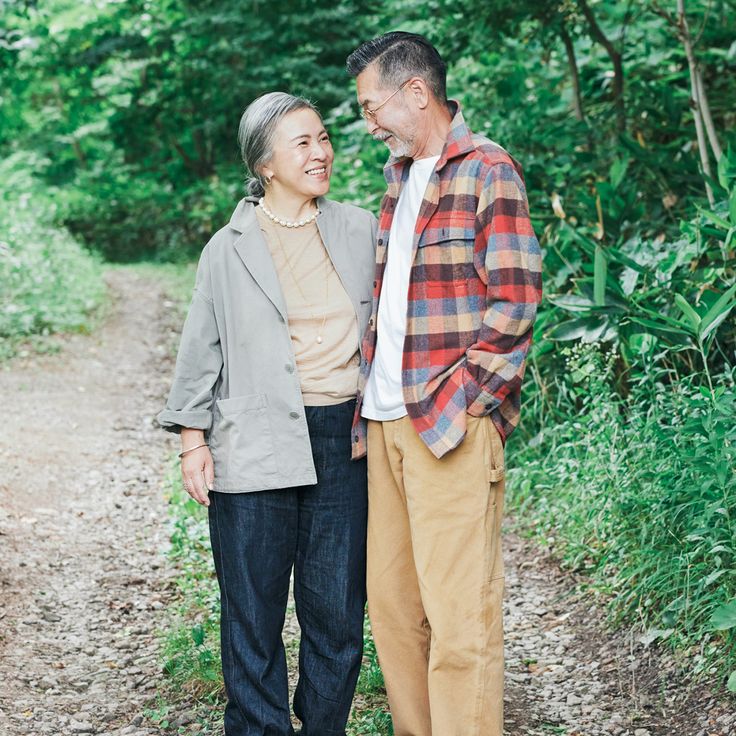 Ở tuổi trung niên, đừng tích tiền kiểu phòng thân cũng đừng tiêu theo cảm xúc: Cách cân bằng để sống ổn và không áp lực - Ảnh 3.