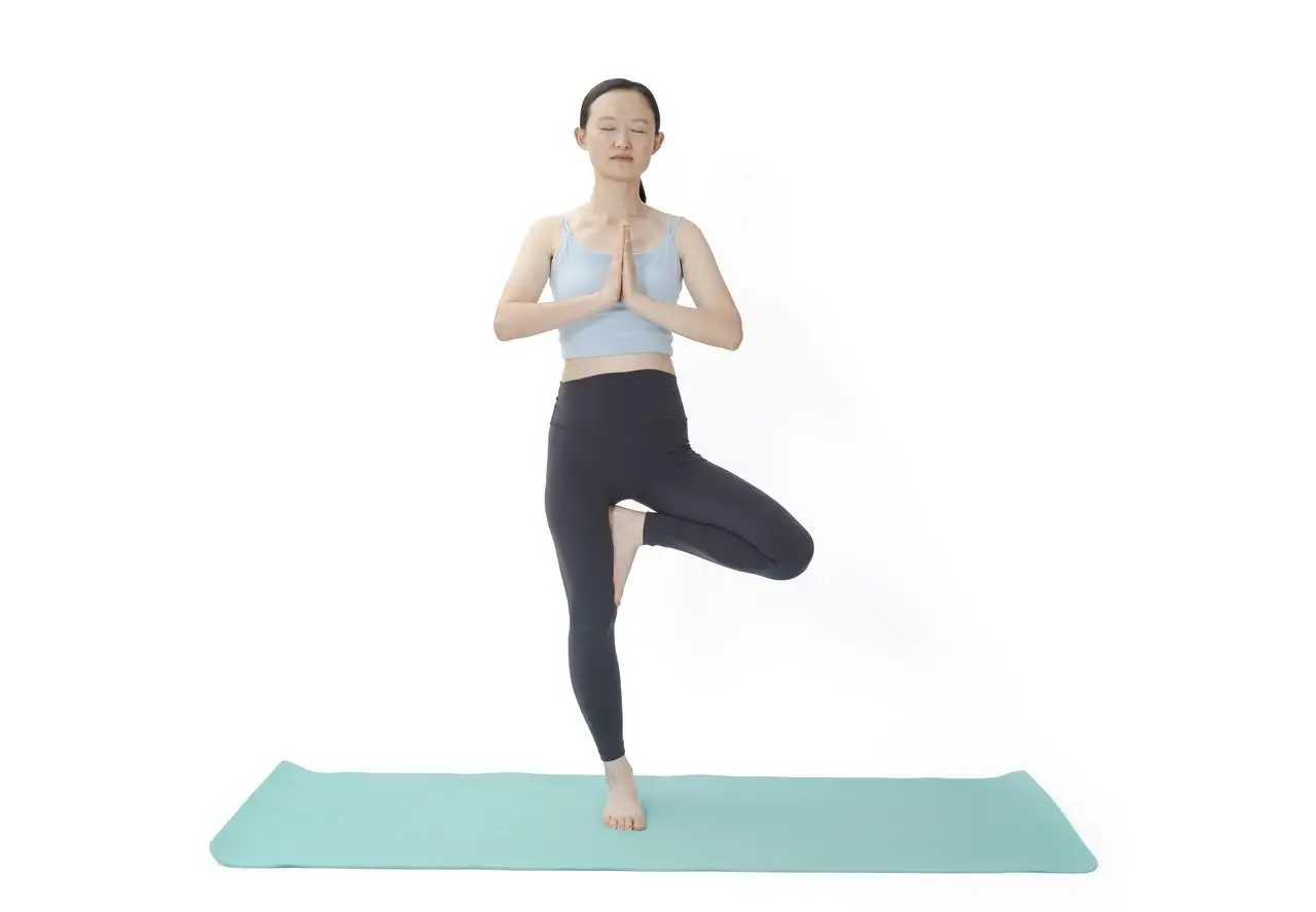 Nếu sau tuổi 50 mà bạn không thể thực hiện 5 động tác đơn giản này, tuổi thọ của bạn sẽ giảm đáng kể! - Ảnh 3.