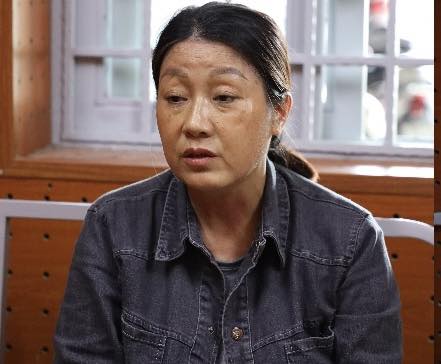 D&agrave;n cảnh cướp giật t&agrave;i sản du kh&aacute;ch tại Li&ecirc;n Hoa Bảo Th&aacute;p ở Cần Thơ - Ảnh 4.