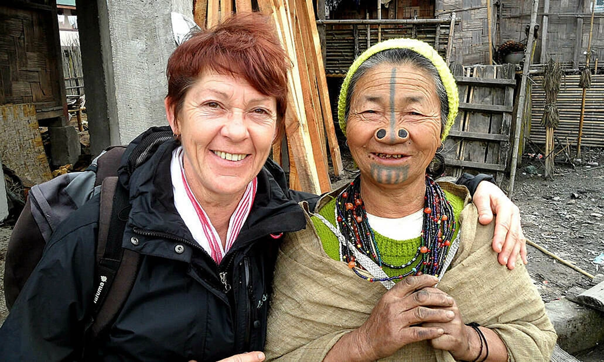 L&agrave;m đẹp kinh dị: 