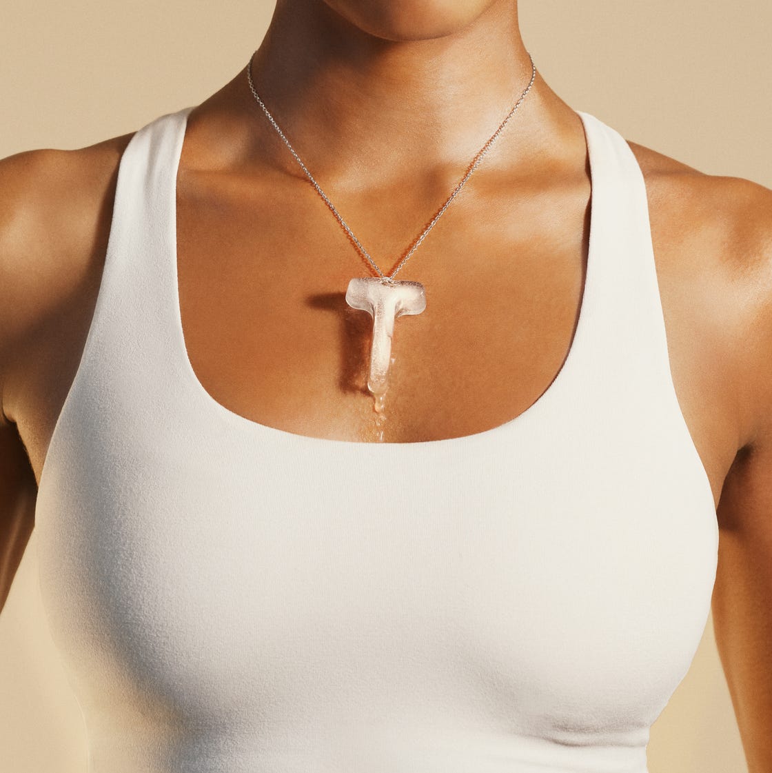 “Hormone nam giới” nhưng phụ nữ cũng cần: Vì sao ngày càng nhiều chị em tìm đến testosterone sau tuổi 40? - Ảnh 1.