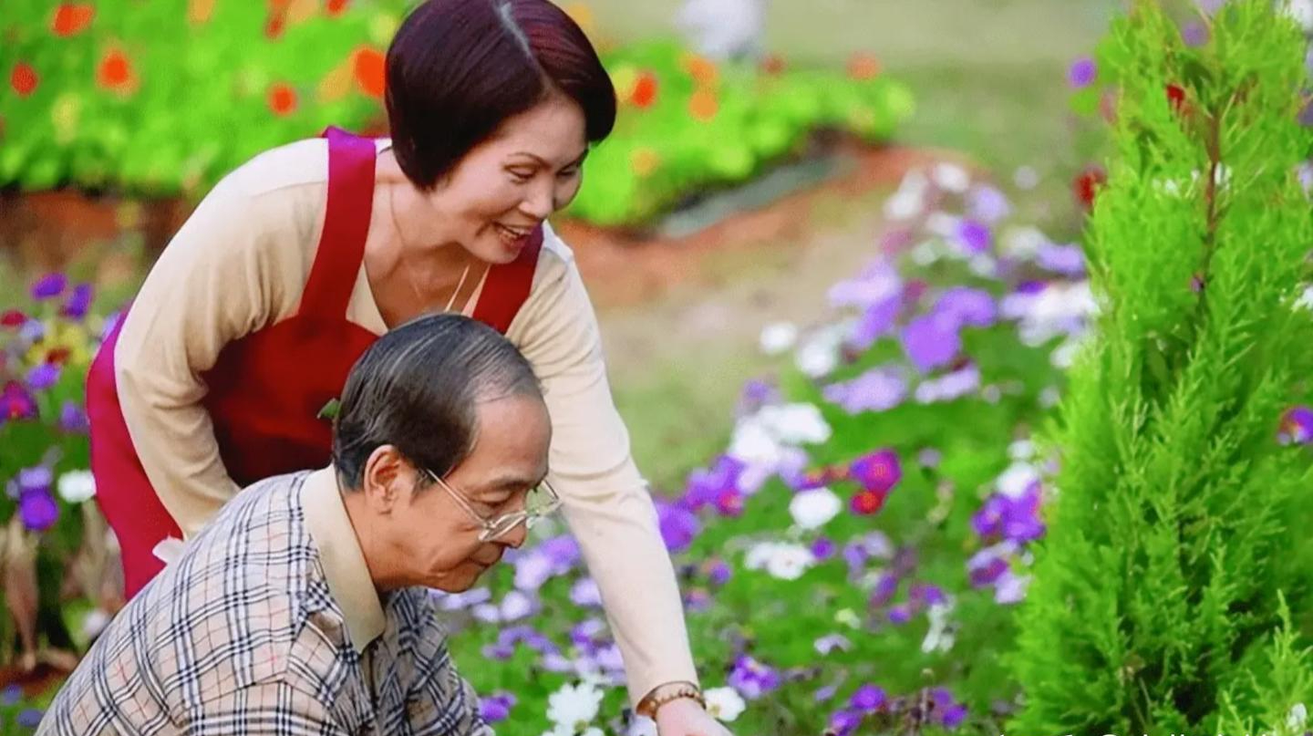 Lương hưu hơn 6 triệu/th&aacute;ng: Sau một trận ốm, t&ocirc;i mới hiểu gi&aacute; trị t&agrave;i ch&iacute;nh thật sự của khoản tiền tưởng nhỏ - Ảnh 2.