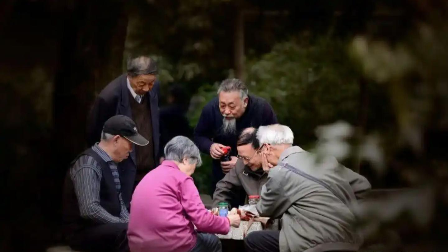Lương hưu hơn 6 triệu/th&aacute;ng: Sau một trận ốm, t&ocirc;i mới hiểu gi&aacute; trị t&agrave;i ch&iacute;nh thật sự của khoản tiền tưởng nhỏ - Ảnh 3.