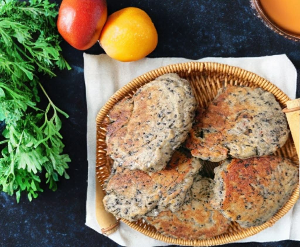 Phụ nữ tr&ocirc;ng trẻ hơn khi l&aacute; l&aacute;ch v&agrave; thận khỏe: 3 m&oacute;n ăn v&agrave;o bữa s&aacute;ng nhanh ngon lại gi&uacute;p nu&ocirc;i dưỡng l&aacute; l&aacute;ch v&agrave; thận  - Ảnh 1.