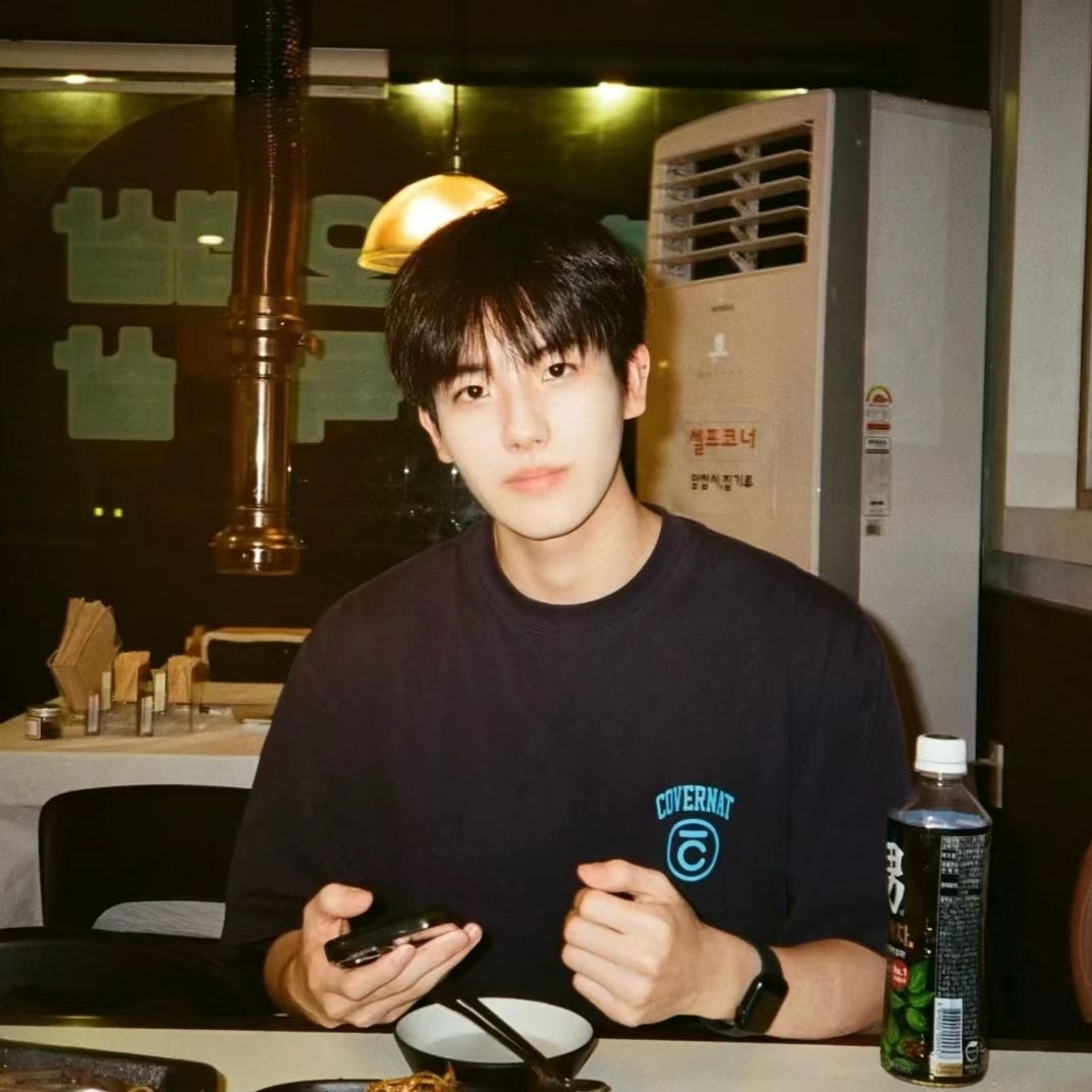 Nh&agrave; tuyển dụng: 