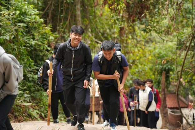 Học sinh Alpha gi&agrave;nh gần 230 tỷ đồng học bổng, tỷ lệ tr&uacute;ng tuyển đại học cao - Ảnh 3.