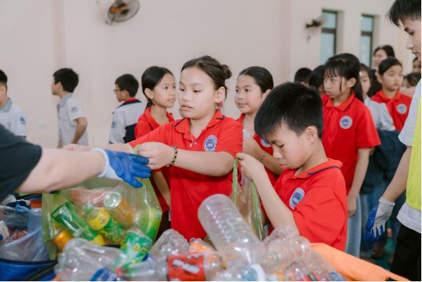 Elmich Việt Nam lan tỏa th&ocirc;ng điệp Sống Khỏe Sống Xanh với chiến dịch 