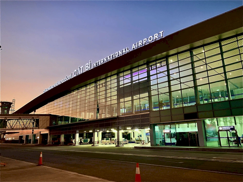 Bất ngờ vật thể tại s&acirc;n bay C&aacute;t Bi khiến nhiều chuyến bay phải chuyển hướng - Ảnh 2.