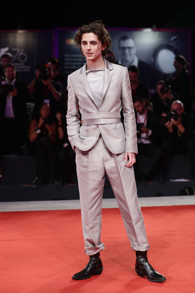 timothee-chalamet-haider-ackerman-venice-film-fest-133354-1773732602672-17737326028461765508086.jpg