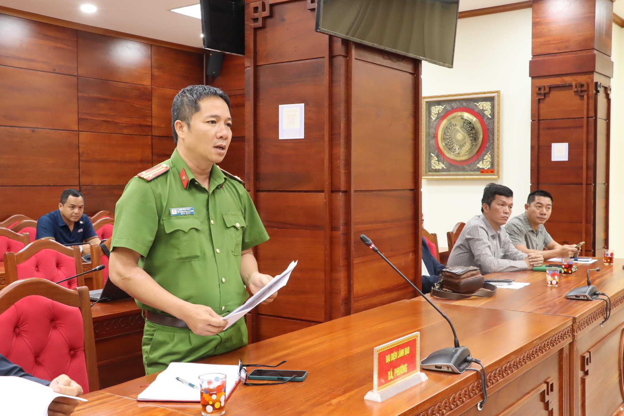 L&yacute; do người cha đ&aacute;nh con 10 tuổi g&acirc;y bức x&uacute;c trong x&atilde; hội hiện nay - Ảnh 2.