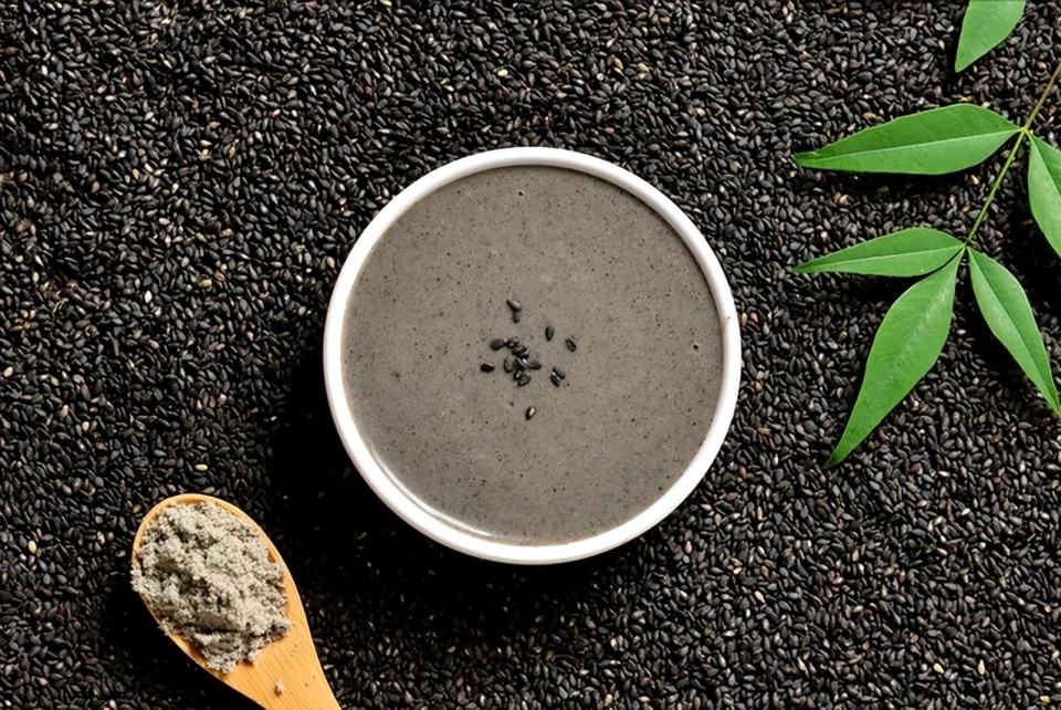 Phụ nữ kh&ocirc;ng n&ecirc;n qu&aacute; tiết kiệm, ăn 4 thứ n&agrave;y thường xuy&ecirc;n trong th&aacute;ng 3 sẽ bổ sung estrogen, da mịn kh&ocirc;ng quầng th&acirc;m, trẻ trung hơn so với bạn b&egrave; - Ảnh 5.