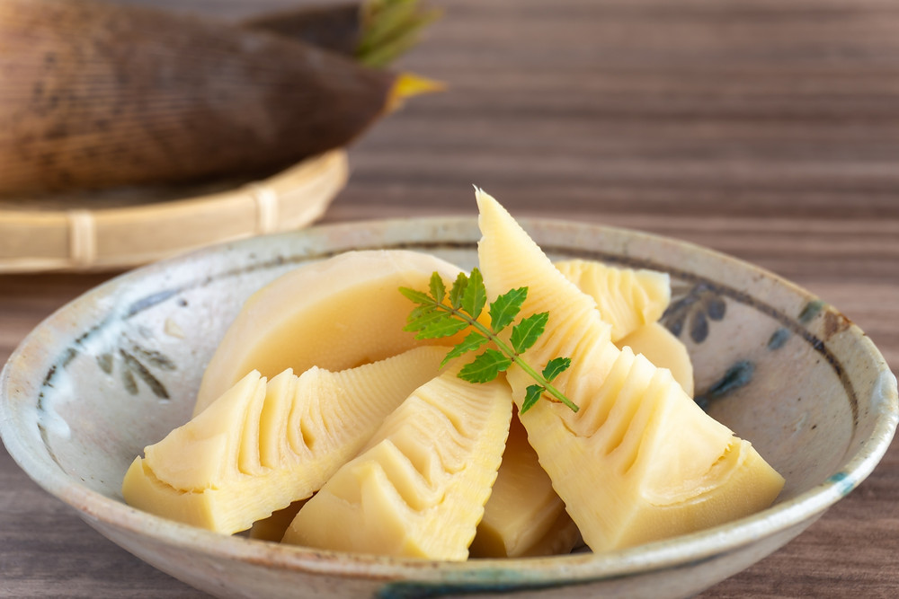 Người có axit uric cao cần hạn chế tối đa việc ăn măng, bao gồm cả măng tre, măng tây và măng khô
