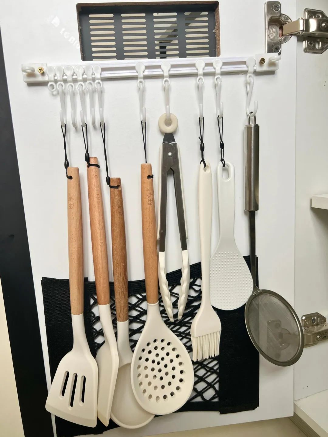 Nh&igrave;n bếp nh&agrave; h&agrave;ng x&oacute;m, t&ocirc;i mới nhận ra: M&igrave;nh đ&atilde; sắp xếp sai suốt bao năm - khoảng c&aacute;ch thật sự qu&aacute; lớn - Ảnh 4.