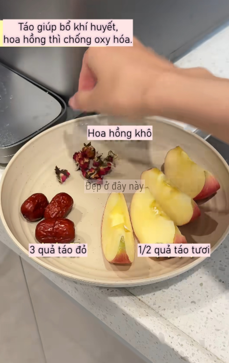 T&ocirc;i duy tr&igrave; 4 loại nước uống mỗi tuần v&agrave; bất ngờ ai cũng khen trẻ như tuổi 20 d&ugrave; đ&atilde; hơn 30!- Ảnh 3.