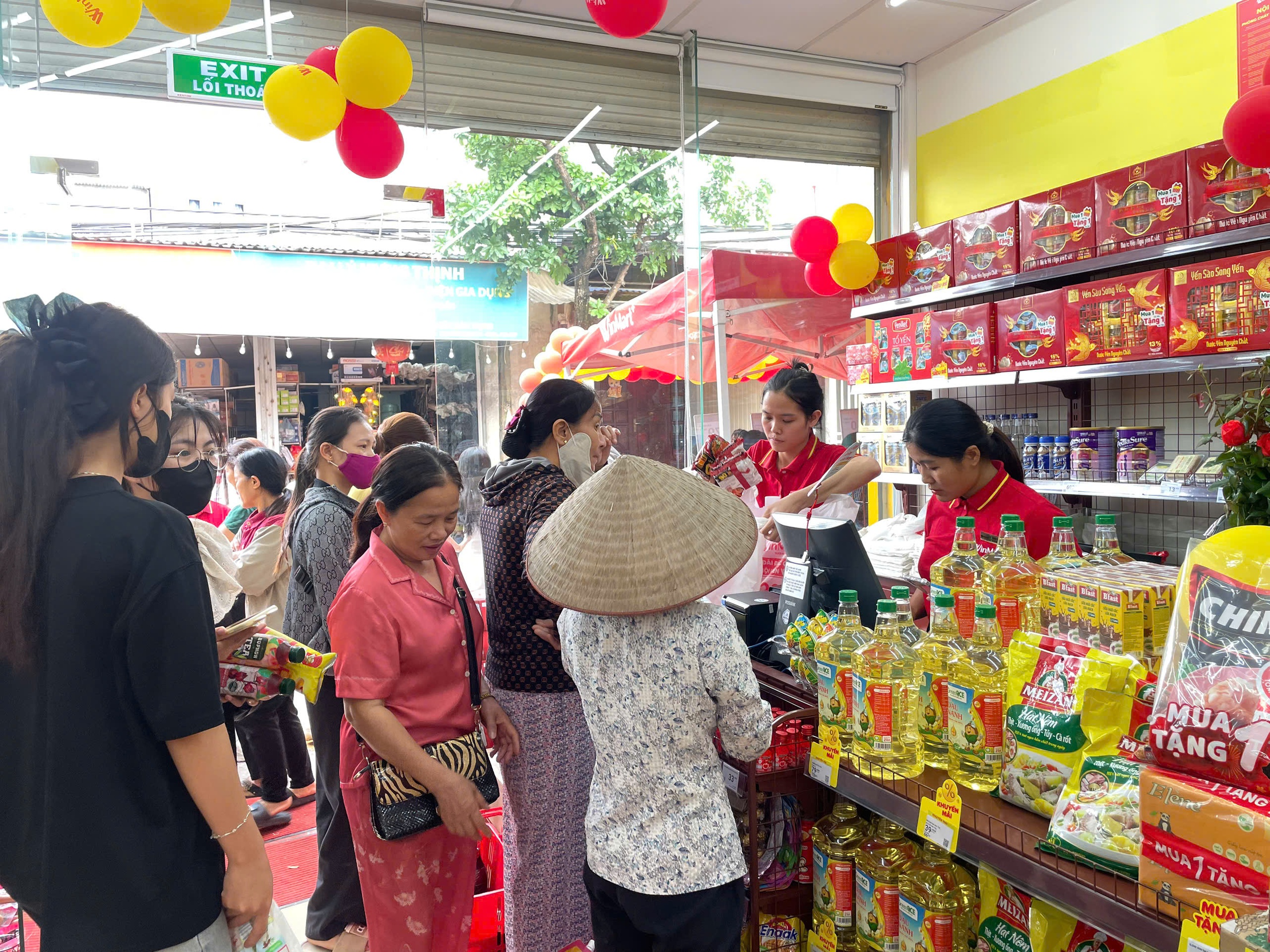 WCM tăng tốc mạnh đầu năm 2026: Doanh thu tăng hơn 32%, mở mới 145 cửa h&agrave;ng, b&aacute;m s&aacute;t kịch bản tăng trưởng cao - Ảnh 2.