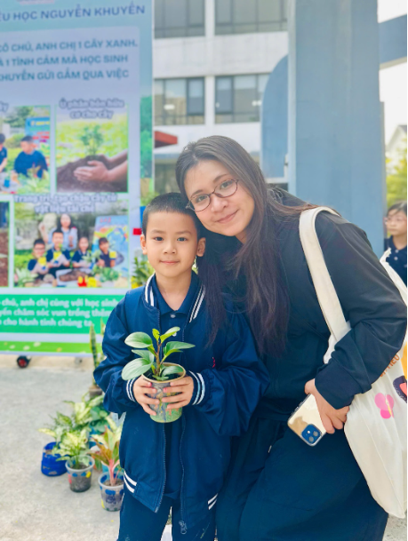 Ng&ocirc;i trường Tiểu học v&agrave; h&agrave;nh tr&igrave;nh biến r&aacute;c thải th&agrave;nh m&oacute;n qu&agrave; xanh cho cộng đồng- Ảnh 9.