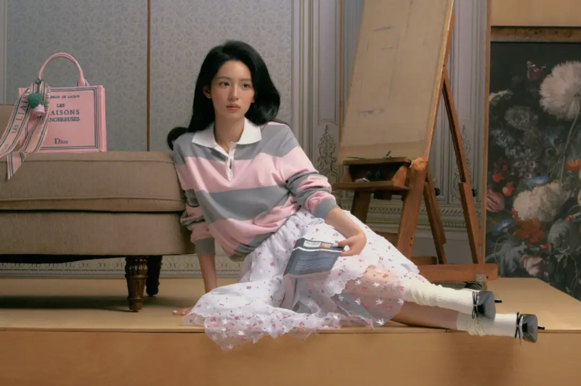 Chiếc &aacute;o kẻ sọc g&acirc;y b&atilde;o m&ugrave;a xu&acirc;n 2026: Phong c&aacute;ch thanh lịch cho mọi chị em - Ảnh 27.