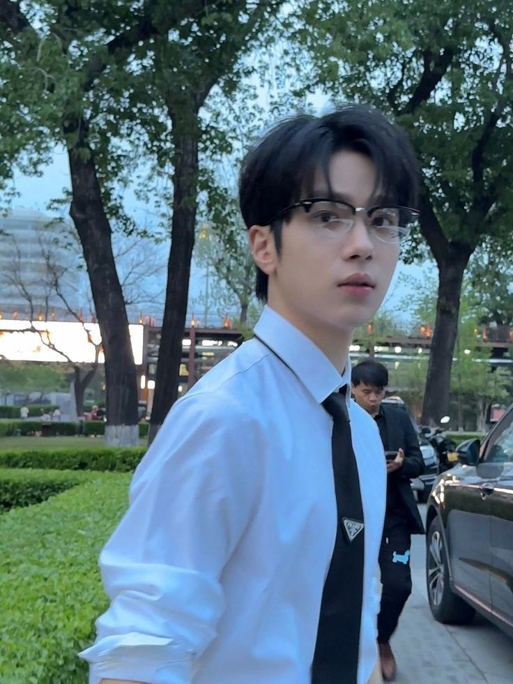 Nh&agrave; tuyển dụng hỏi: 