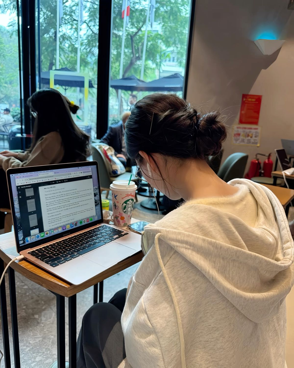 3 con gi&aacute;p hợp theo ng&agrave;nh ngoại ngữ nhất - Ảnh 2.