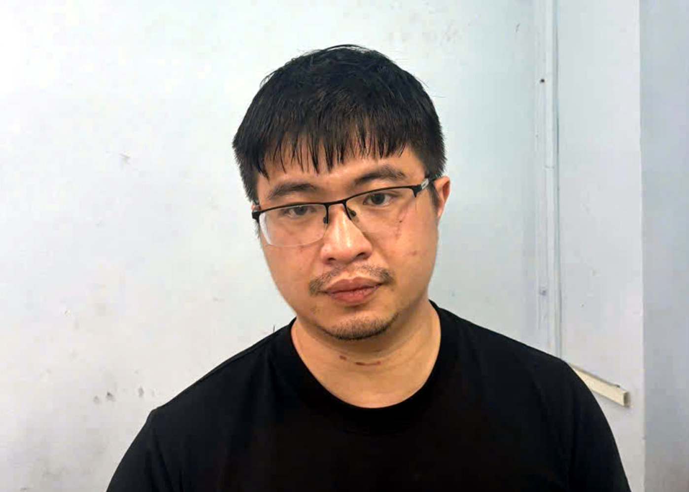 Bố Mr Pips bị lừa 2,5 tỷ đồng trong vụ &aacute;n lừa đảo ngh&igrave;n tỷ g&acirc;y chấn động - Ảnh 2.