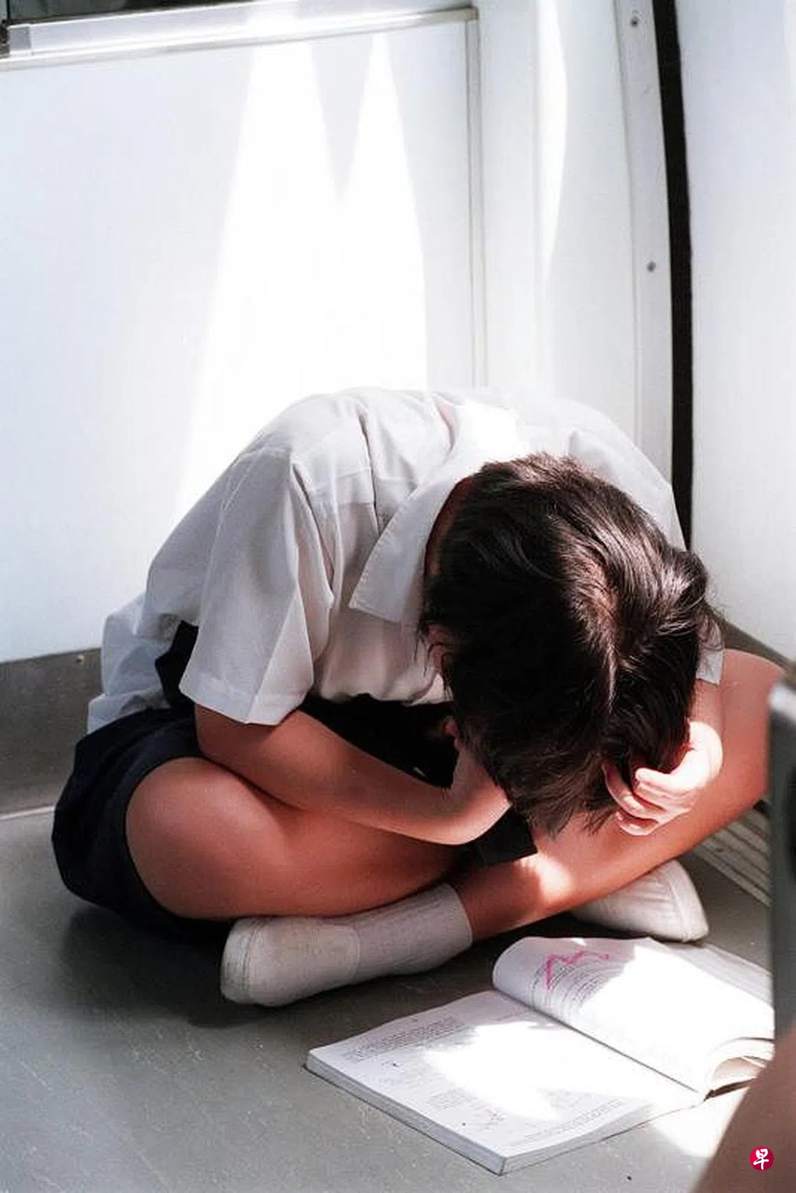 6 dấu hiệu cho thấy con bạn đang gặp &aacute;p lực t&acirc;m l&yacute; nặng nề m&agrave; kh&ocirc;ng d&aacute;m n&oacute;i - Ảnh 2.