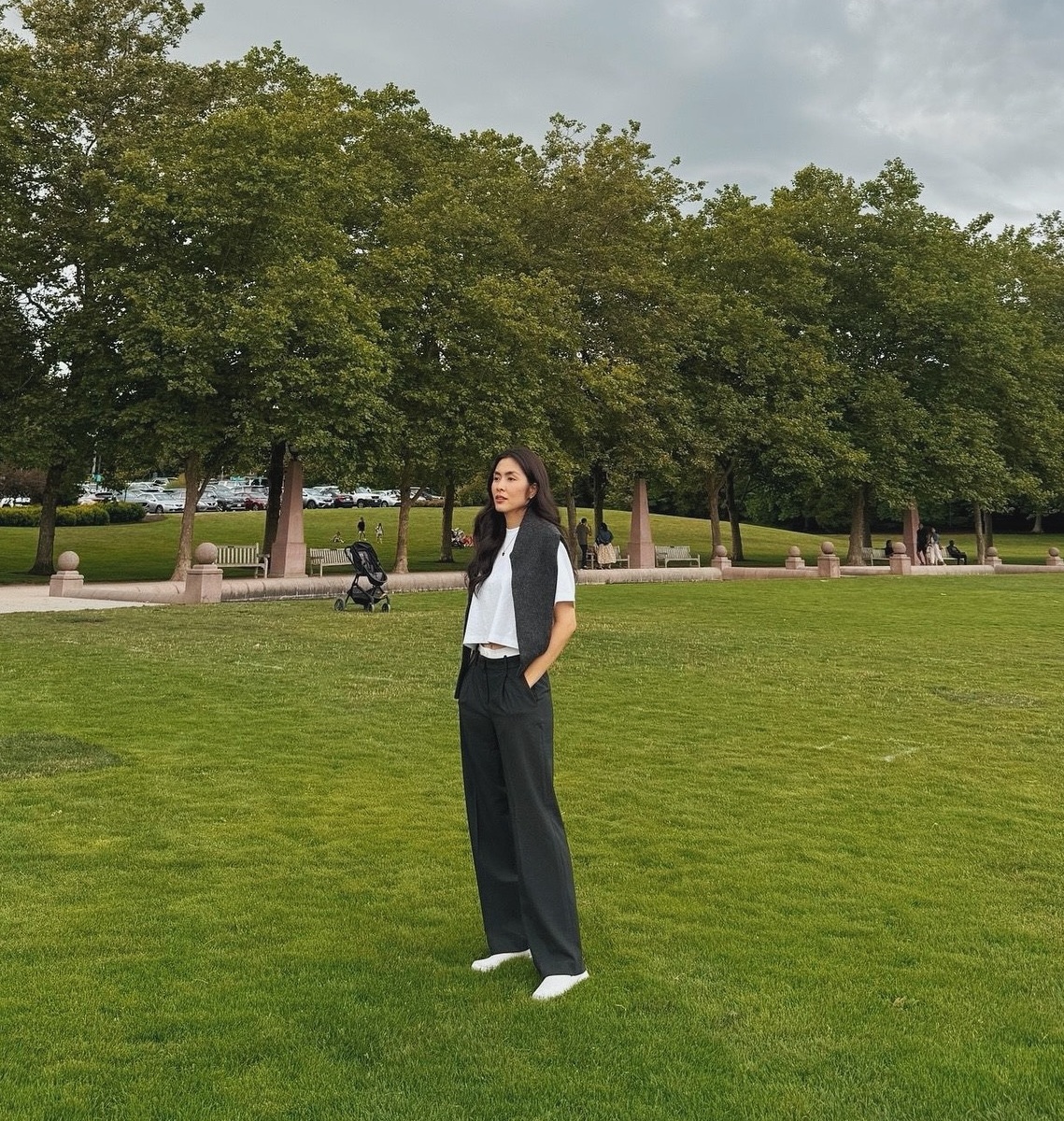 5 Món thời trang cần thiết cho chuyến đi du lịch Theo phong cách Tăng Thanh Hà - Ảnh 7. 5 Món thời trang cần thiết cho chuyến đi du lịch Theo phong cách Tăng Thanh Hà - Ảnh 7.