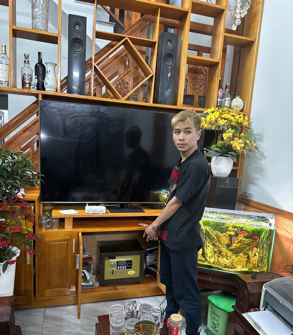 3 c&acirc;y v&agrave;ng bị trộm ở Đa Mai: Thủ phạm l&agrave; ch&aacute;u họ mua iPhone 17 Pro Max - Ảnh 1.