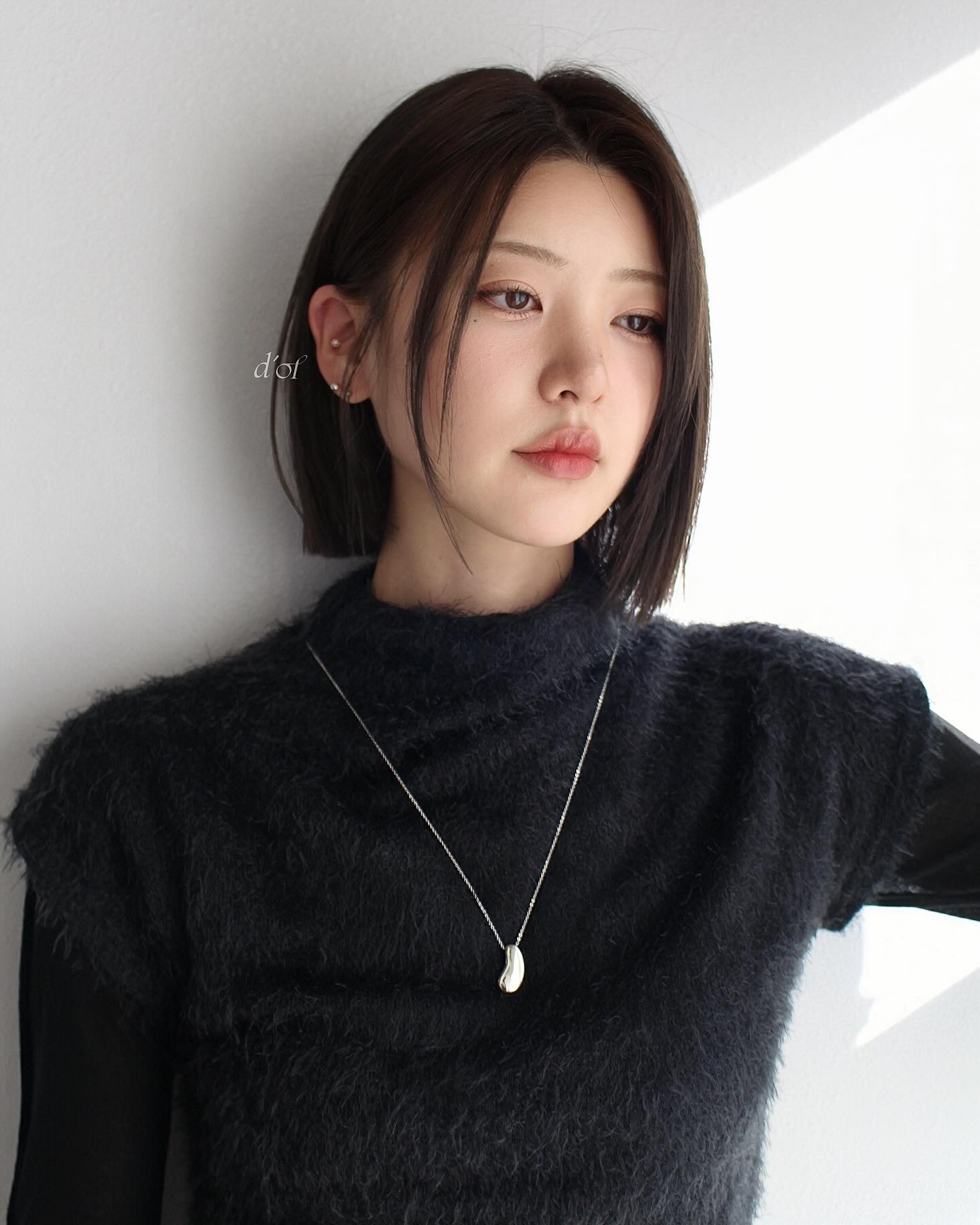 T&oacute;c bob layer đang trở lại: 15 kiểu hack tuổi cho phụ nữ 30+ muốn trẻ hơn m&agrave; kh&ocirc;ng cần &ldquo;cưa sừng&rdquo; - Ảnh 13.