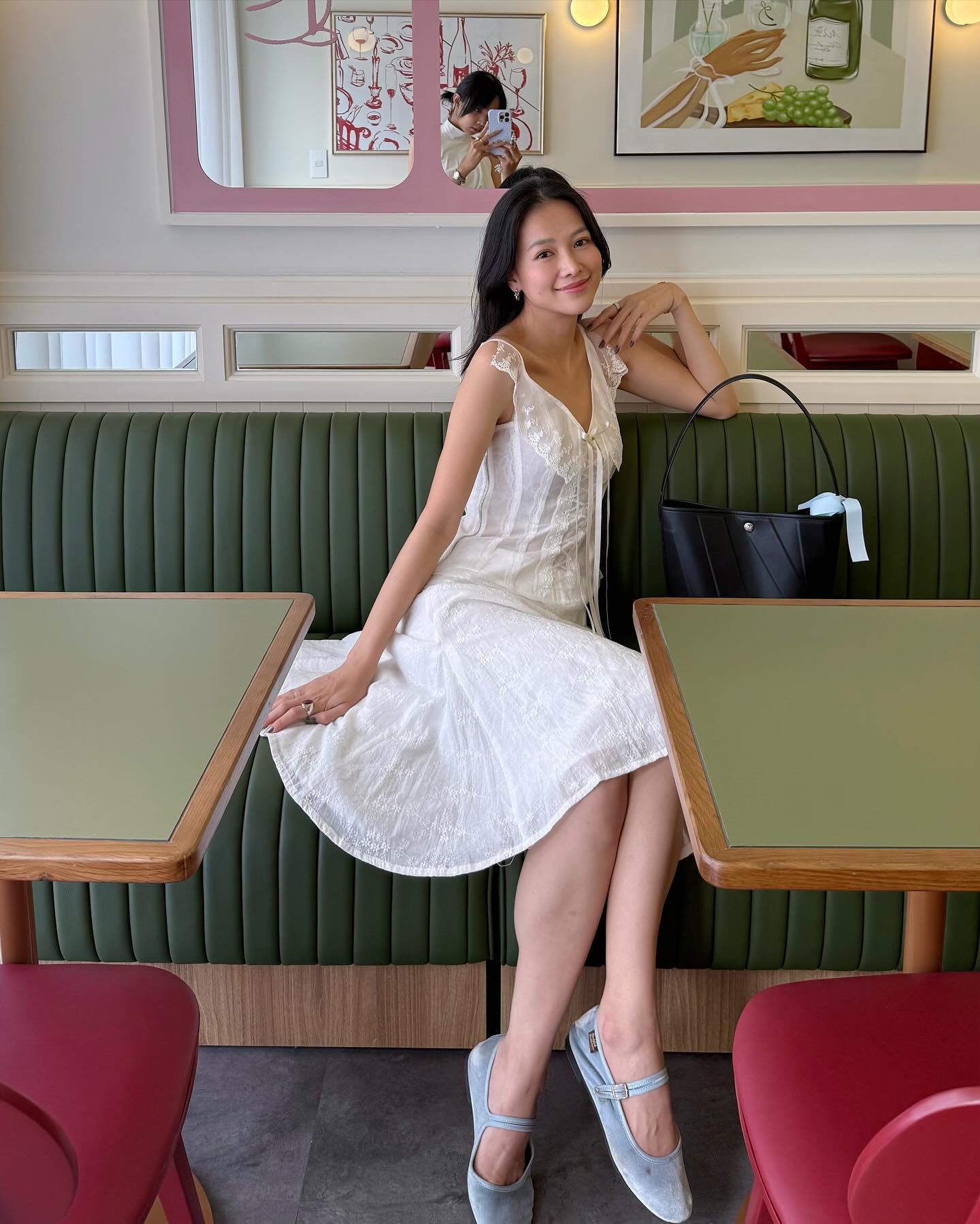 4 Mẫu chân váy mùa hè xinh đẹp giúp bạn tỏa sáng trong năm 2026 - Ảnh 7. 4 Mẫu chân váy mùa hè xinh đẹp giúp bạn tỏa sáng trong năm 2026 - Ảnh 7.