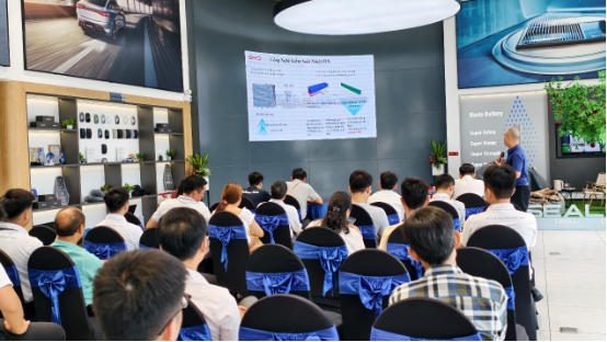 Loạt sự kiện tại BYD Bitcar Long Bi&ecirc;n: Trải nghiệm thực tế, th&uacute;c đẩy chuyển đổi xanh - Ảnh 2.