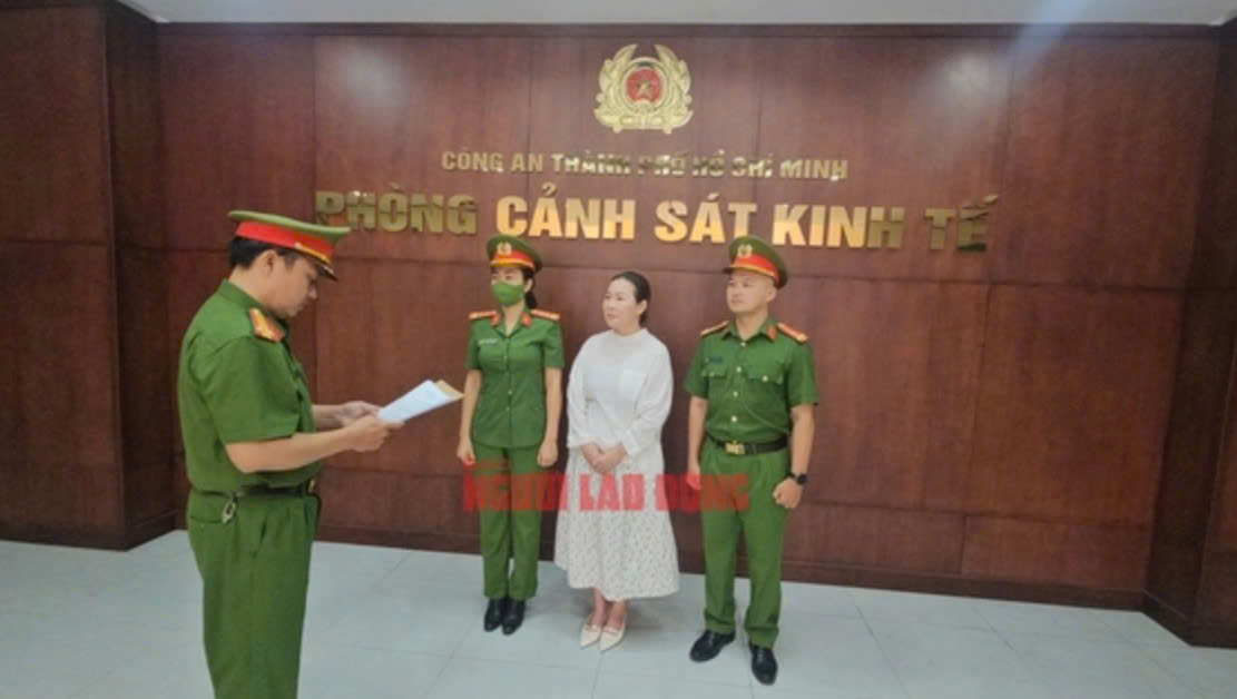 Đời tư k&iacute;n tiếng của vợ Q&uacute;y B&igrave;nh - doanh nh&acirc;n Nguyễn Ngọc Tiền vừa bị bắt - Ảnh 2.