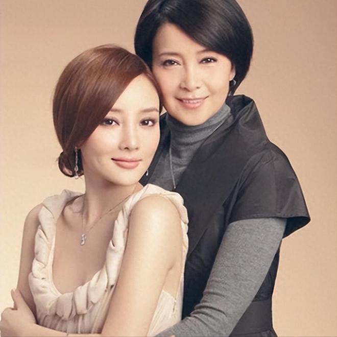 Mẹ L&yacute; Tiểu Lộ hối hận v&igrave; h&ocirc;n nh&acirc;n với Giả N&atilde;i Lượng kh&ocirc;ng hạnh ph&uacute;c - Ảnh 2.