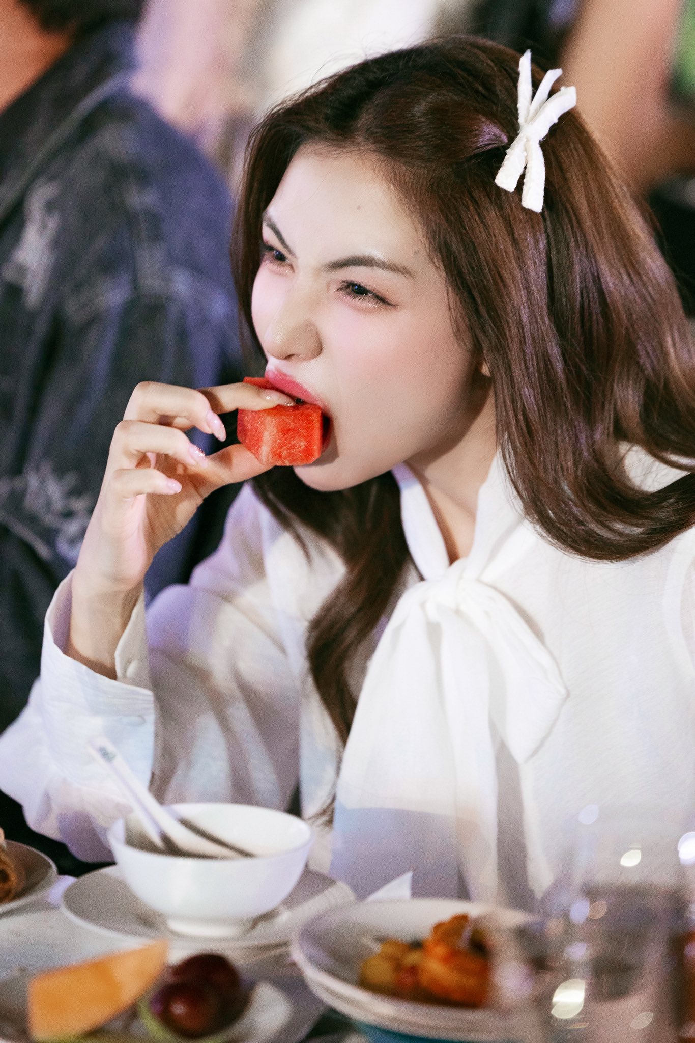 Tiệc th&ocirc;i n&ocirc;i con g&aacute;i Puka 2026: H&ograve;a Minzy lẻ b&oacute;ng , d&agrave;n sao quy tụ ch&uacute;c mừng - Ảnh 2.