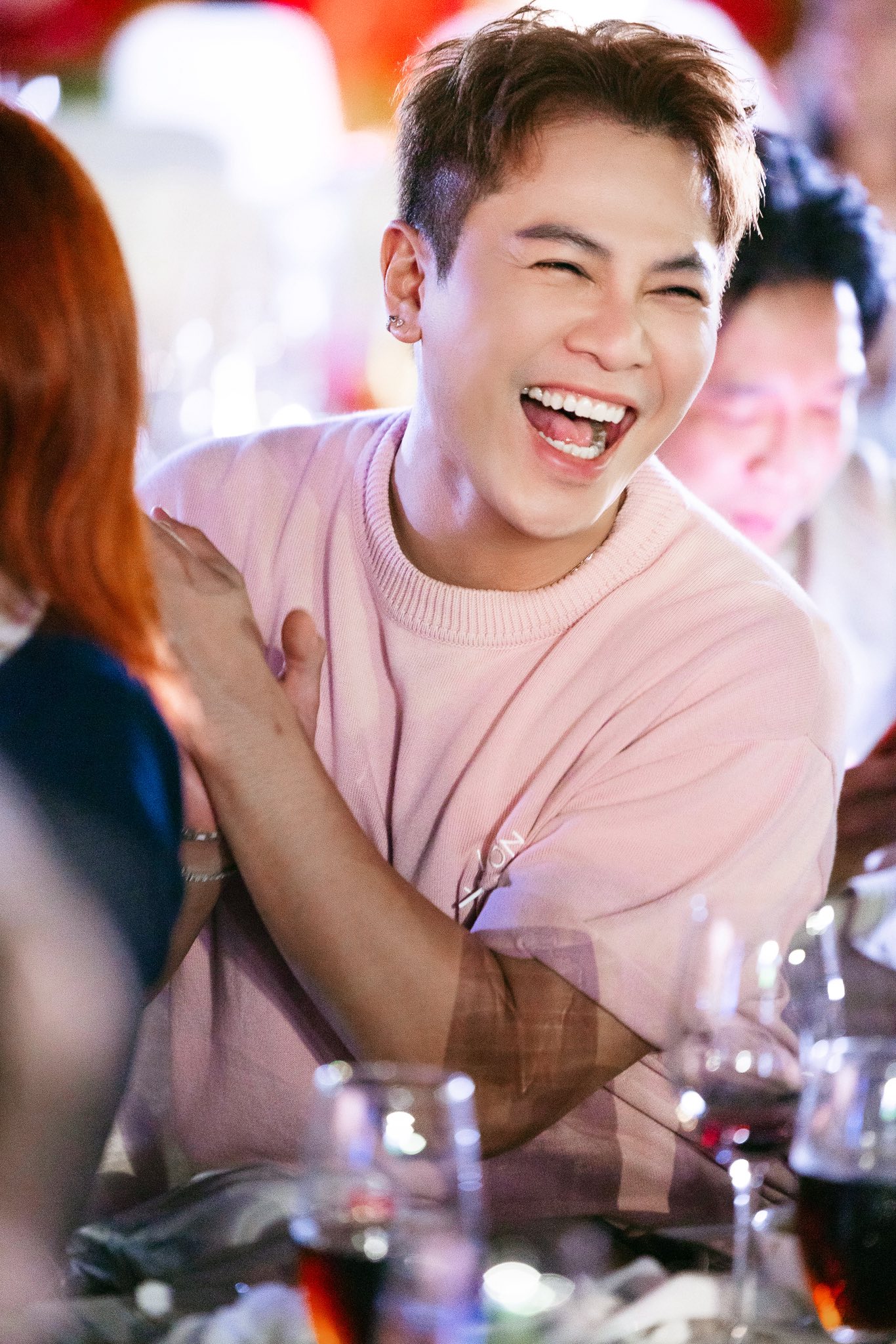 Tiệc th&ocirc;i n&ocirc;i con g&aacute;i Puka 2026: H&ograve;a Minzy lẻ b&oacute;ng , d&agrave;n sao quy tụ ch&uacute;c mừng - Ảnh 17.