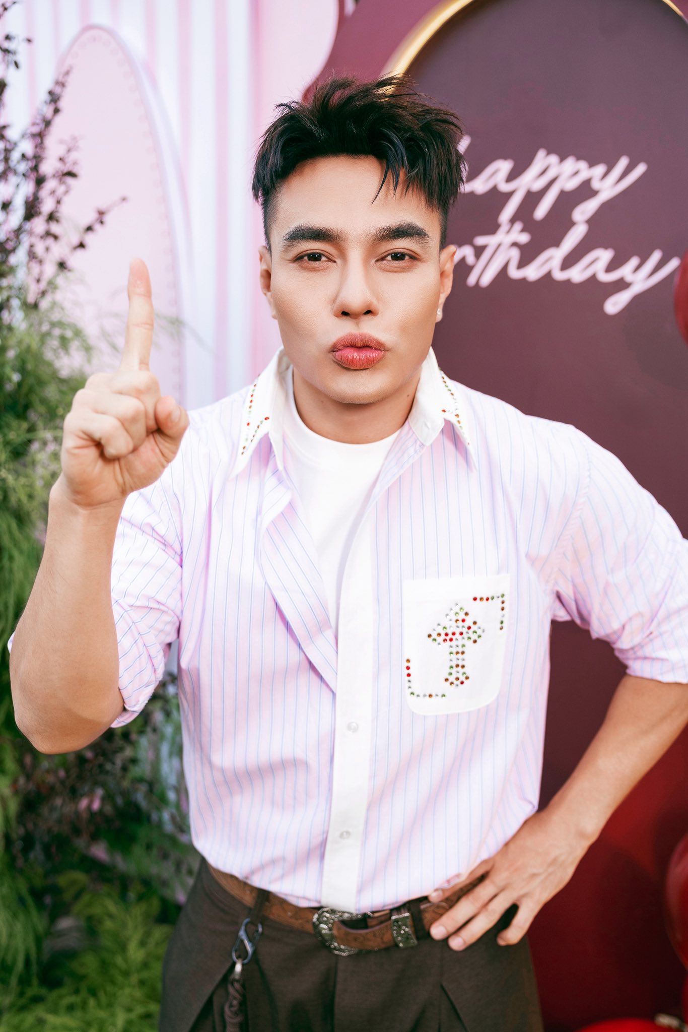 Tiệc th&ocirc;i n&ocirc;i con g&aacute;i Puka 2026: H&ograve;a Minzy lẻ b&oacute;ng , d&agrave;n sao quy tụ ch&uacute;c mừng - Ảnh 7.