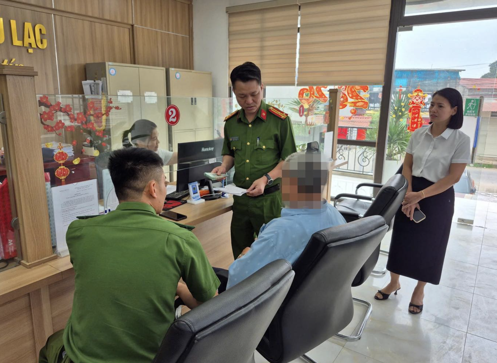 CẢNH B&Aacute;O lừa đảo qua điện thọai năm 2026: Kh&ocirc;ng nghe m&aacute;y , tr&aacute;nh mất tiền oan - Ảnh 1.