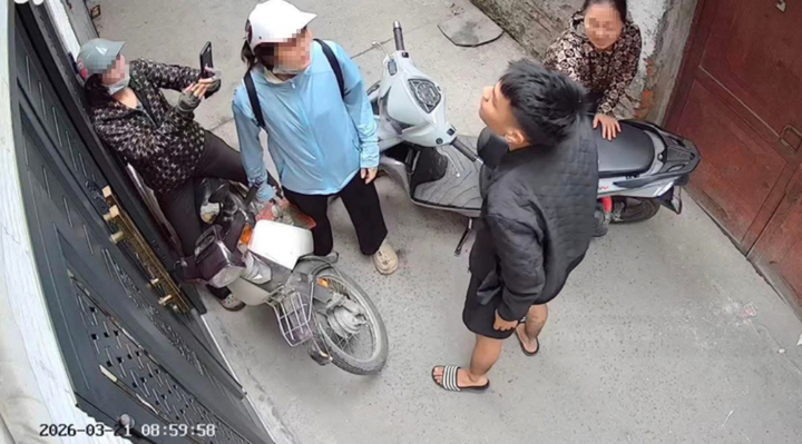 Danh t&iacute;nh nam thanh ni&ecirc;n h&agrave;nh hung phụ nữ giữa khu d&acirc;n cư - Ảnh 2.