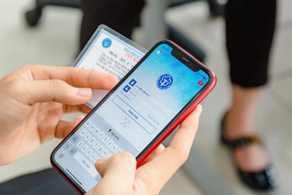 Kh&aacute;m chữa bệnh BHYT năm 2026: Thủ tục mới nhất người d&acirc;n cần biết - Ảnh 2.