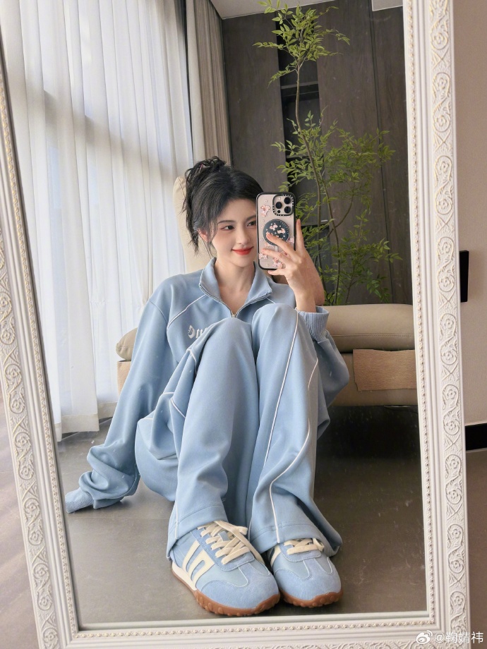 Mỹ nữ Cbiz l&ugrave;n tịt nhưng c&oacute; chi&ecirc;u hack chiều cao l&ecirc;n 1m70 trong 1 nốt nhạc- Ảnh 13.