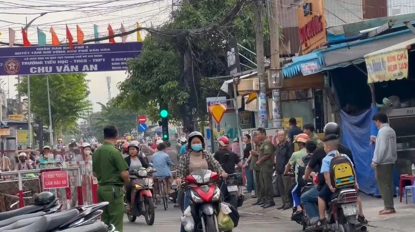 Hai mẹ con tử vong thương t&acirc;m trong qu&aacute;n cơm chay tại TP.HCM - Ảnh 1.