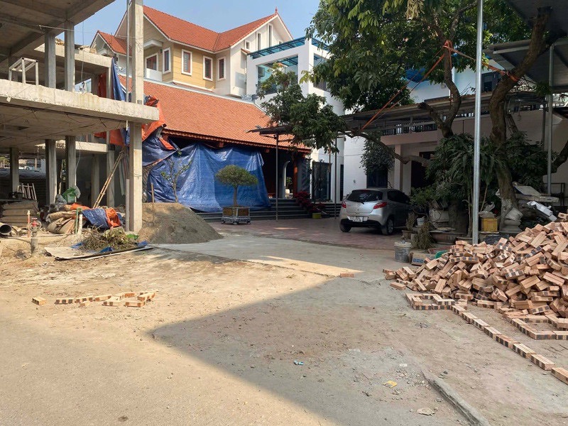 4 anh em trai x&acirc;y nh&agrave; chung khu&ocirc;n vi&ecirc;n, qu&acirc;y quần chăm bố mẹ ngo&agrave;i 80 tuổi ở Hưng Y&ecirc;n: B&iacute; quyết giữ h&ograve;a kh&iacute; - Ảnh 3.