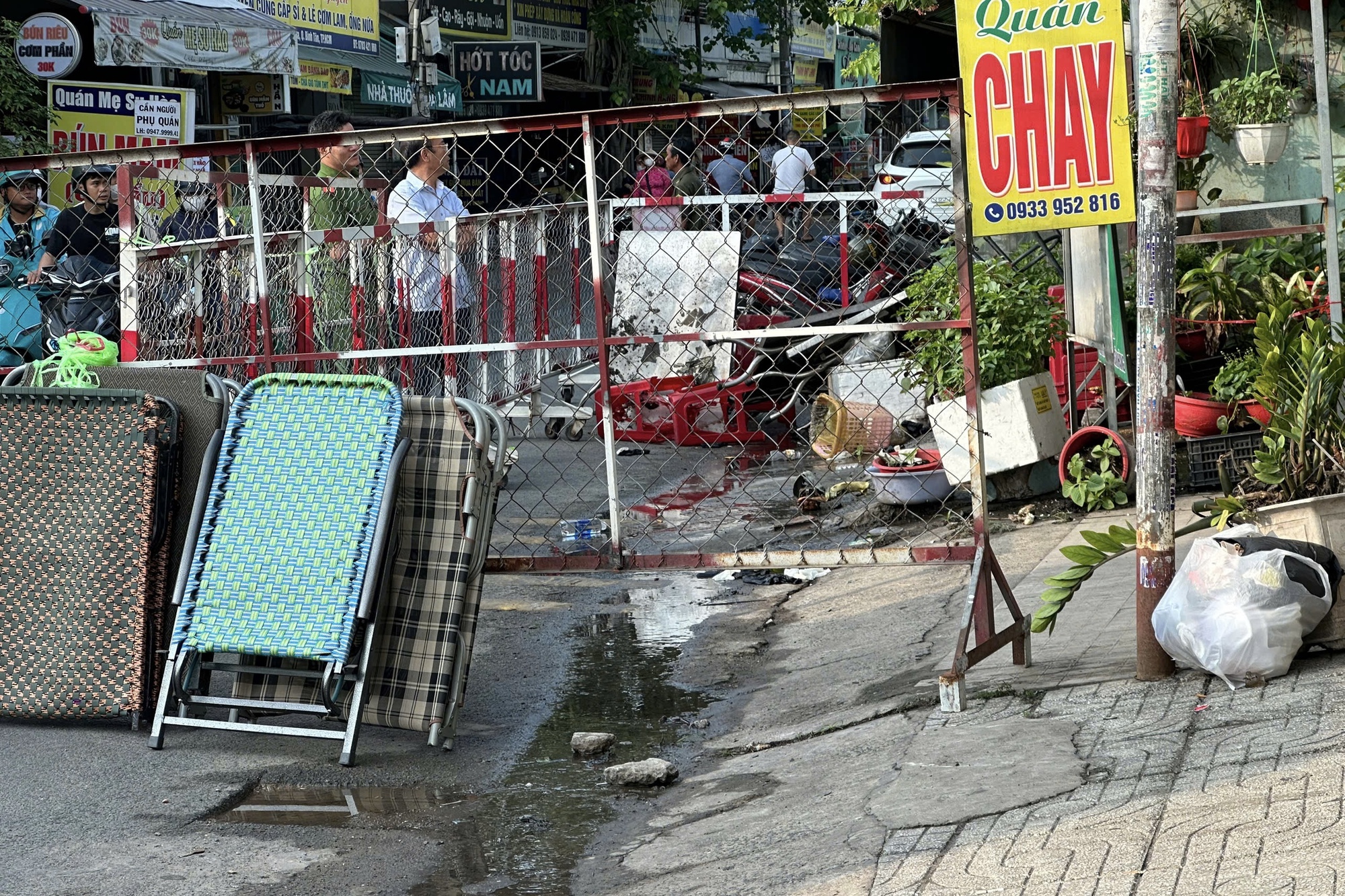 Ch&aacute;y qu&aacute;n cơm chay ở TPHCM khiến hai mẹ con tử vong , điều tra nguy&ecirc;n nh&acirc;n - Ảnh 3.