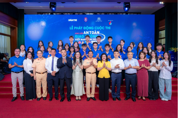 Toyota Việt Nam đẩy mạnh chuỗi hoạt động an to&agrave;n giao th&ocirc;ng tr&ecirc;n to&agrave;n quốc - Ảnh 1.