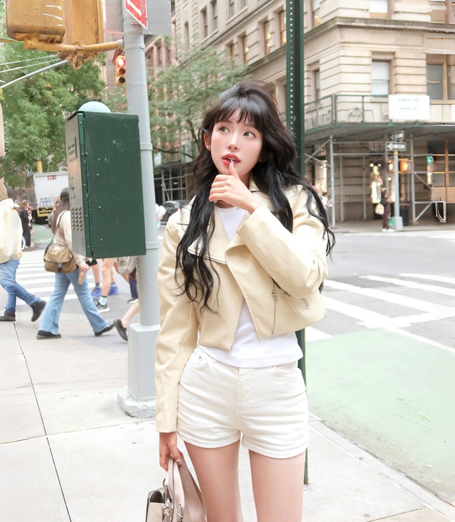 Con g&aacute;i cố diễn vi&ecirc;n Choi Jin Sil c&ocirc;ng khai mặt mộc hậu giảm 55kg, so với khi makeup kh&ocirc;ng kh&aacute;c g&igrave; &ldquo;thay đầu&rdquo; - Ảnh 9.