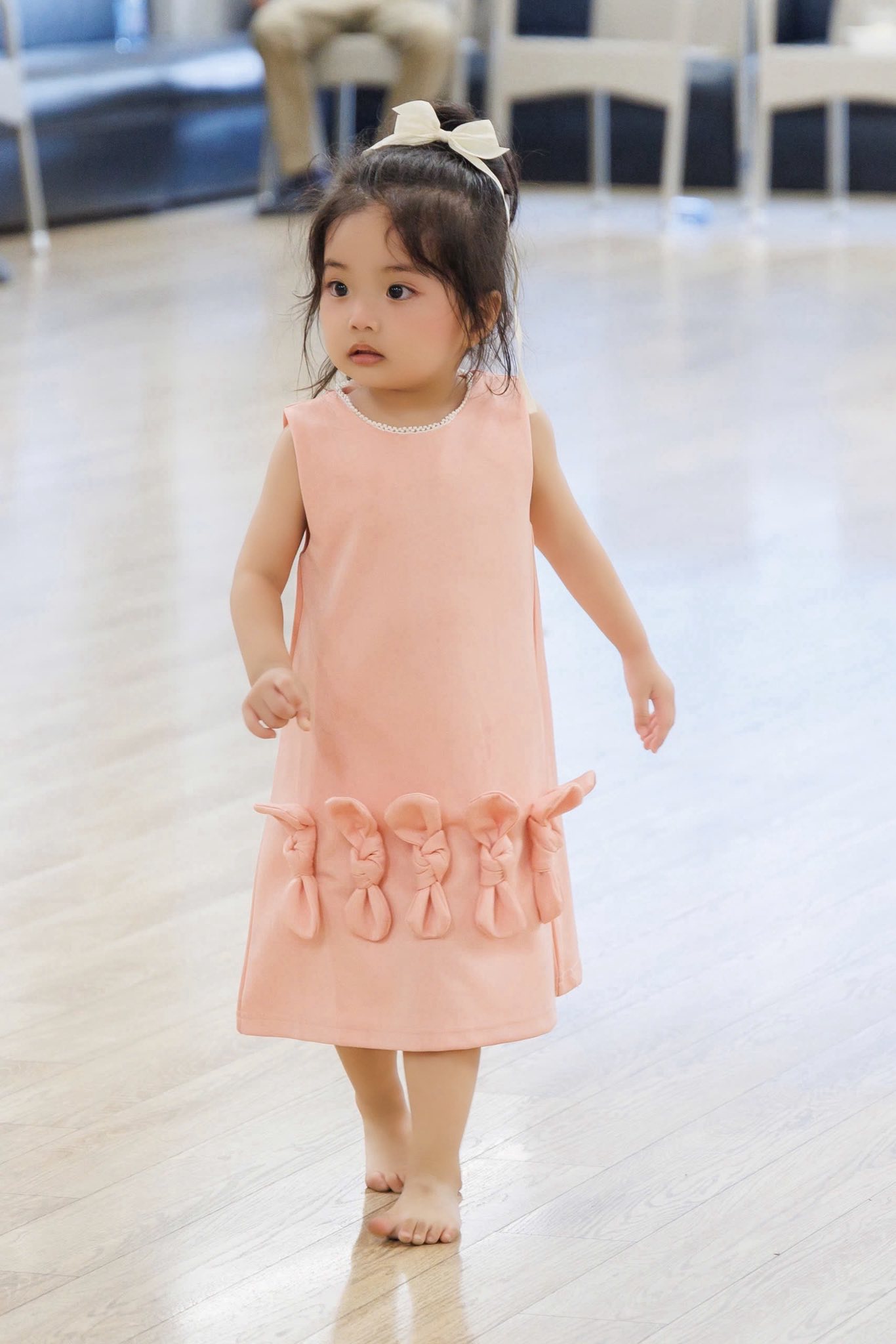 Lisa nh&agrave; Kh&aacute;nh Thi - Phan Hiển 