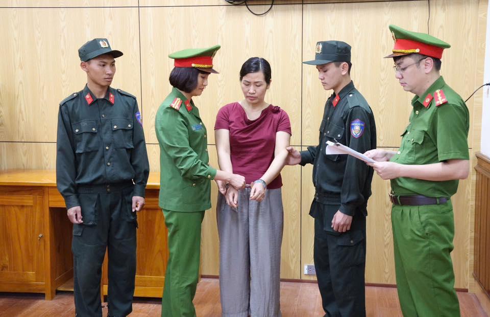 Ch&acirc;n dung 10 Gi&aacute;m đốc, Ph&oacute; Gi&aacute;m đốc, kế to&aacute;n vừa bị C&ocirc;ng an bắt khẩn cấp trong chuy&ecirc;n &aacute;n đặc biệt lớn - Ảnh 16.